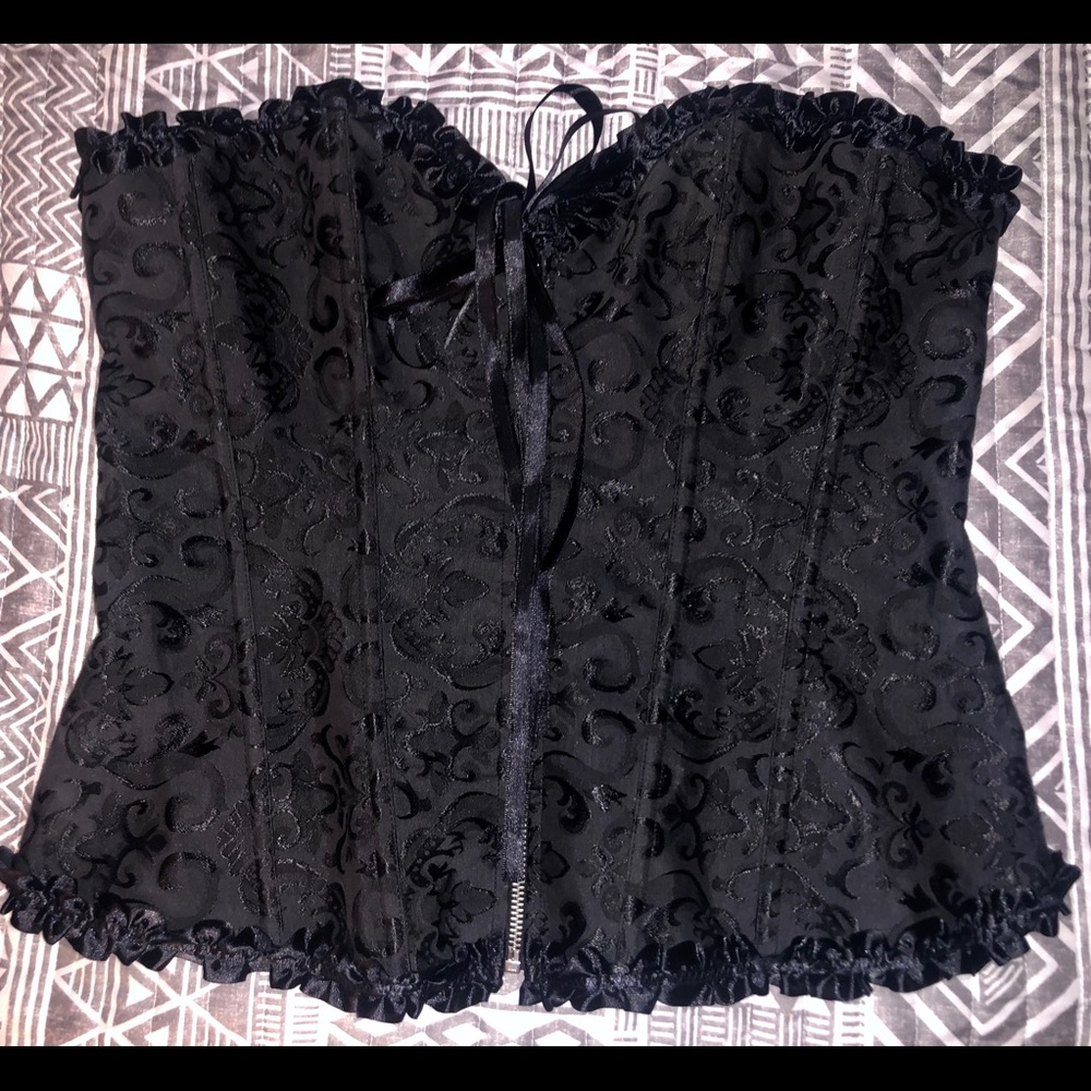 Adore me corset